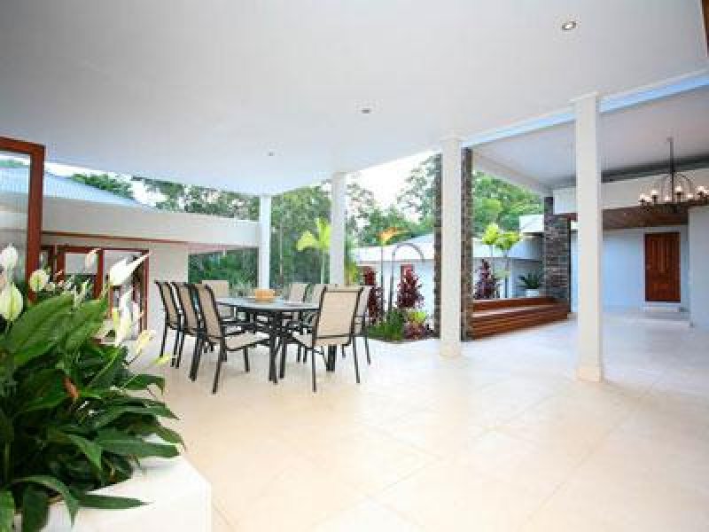 Luxury Hinterland Retreat Picture 3