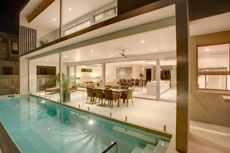 NOOSA SOUND WATERFRONT Picture 1