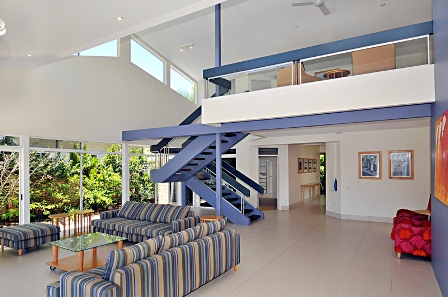 Noosa Sound Waterfront 5 bedroom home Picture 3
