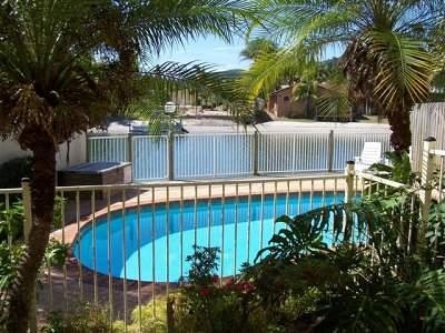 U4 Peza Gardens - Waterfront Picture