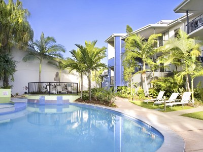 Fresh Living Noosa Style Picture