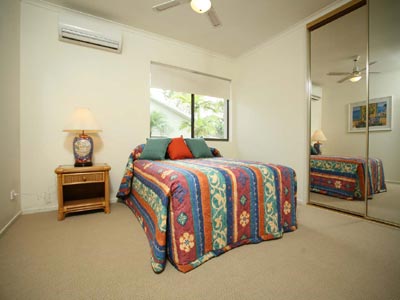 Waterfront Holiday House Picture 2