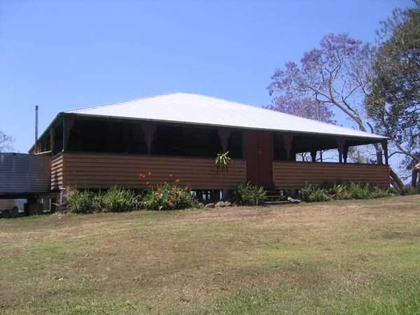 Queenslander in Cootharaba Picture