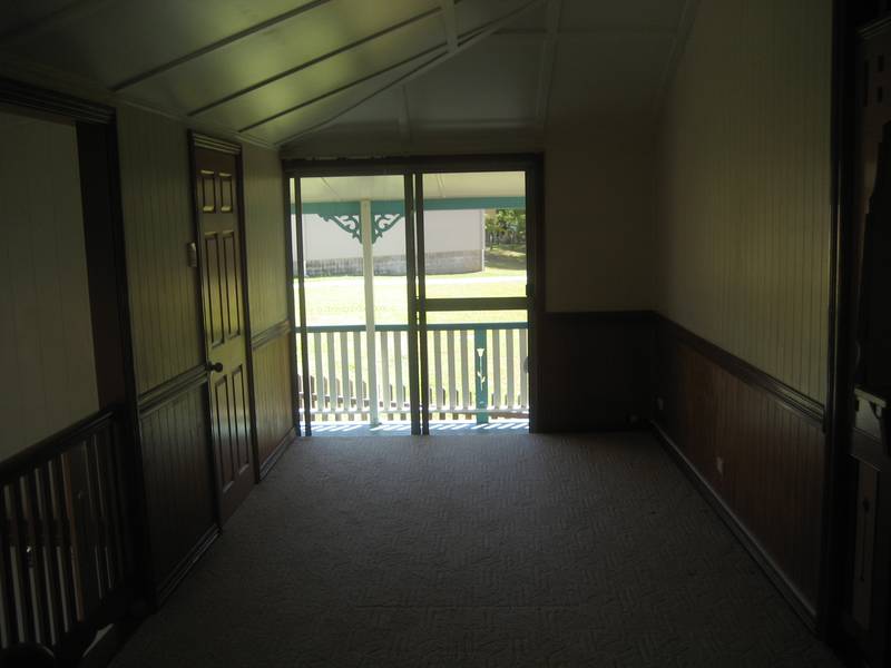 Gorgeous Renovated Queenslander in the heart of Pomona Picture 3