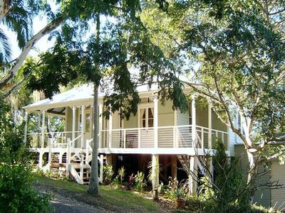 Live and Work in Paradise Picture