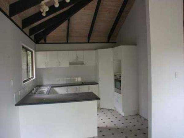 Rustic-Private-Acreage Picture 3