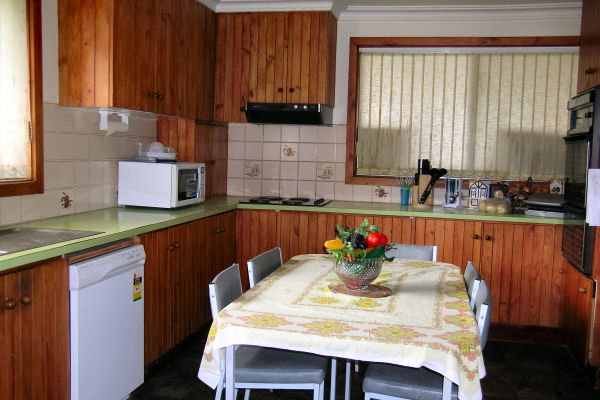 4 BEDS + ENSUITE Picture