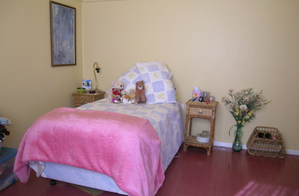 CUTE AS A BUTTON Picture