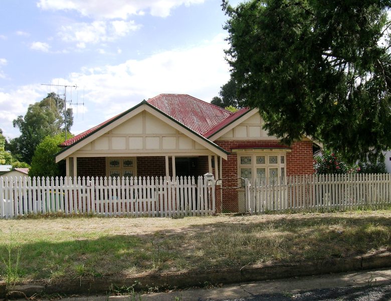 Beaut Bungalow Picture 1
