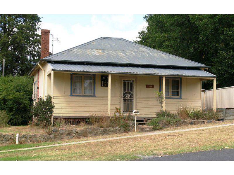 DELIGHTFUL COTTAGE Picture 1