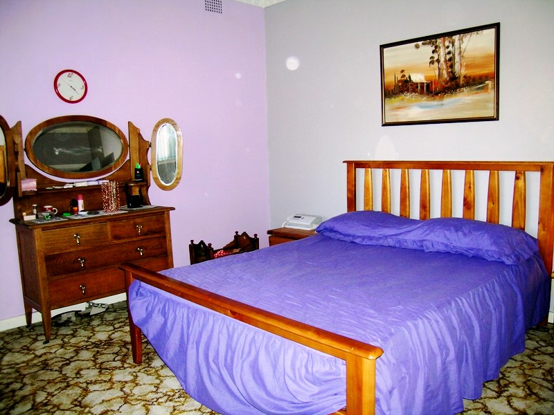 DOUBLE BRICK Picture 3