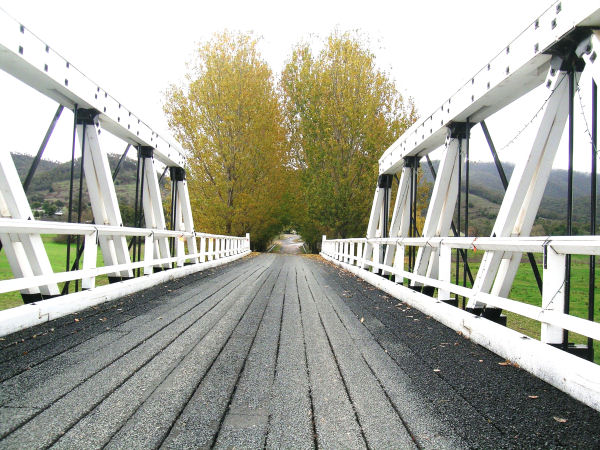 BUY FOR THE LIFESTYLE Picture 2