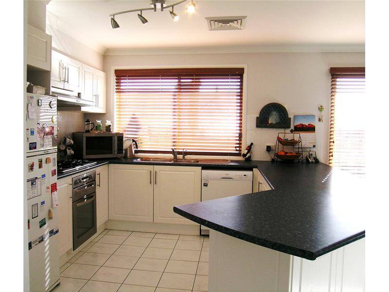 BIGGER THAN I LOOK! Picture 2