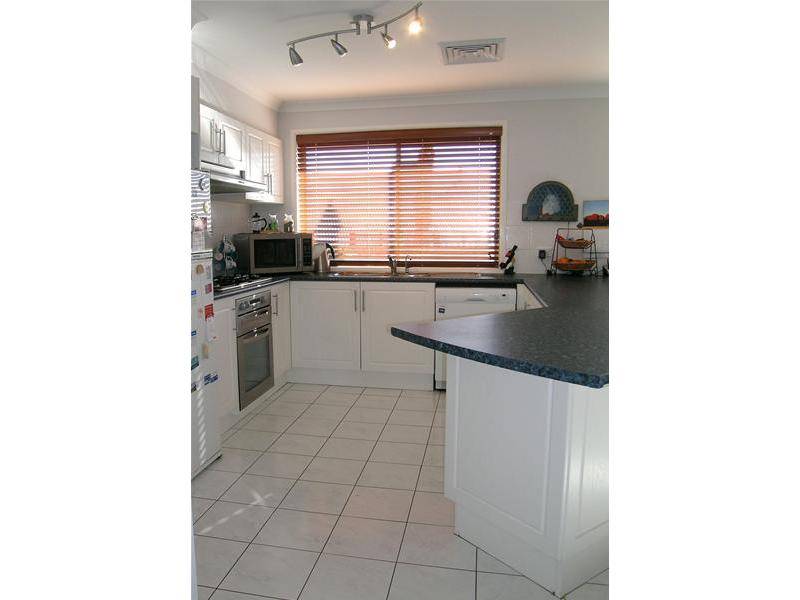 BIGGER THAN I LOOK! Picture 3