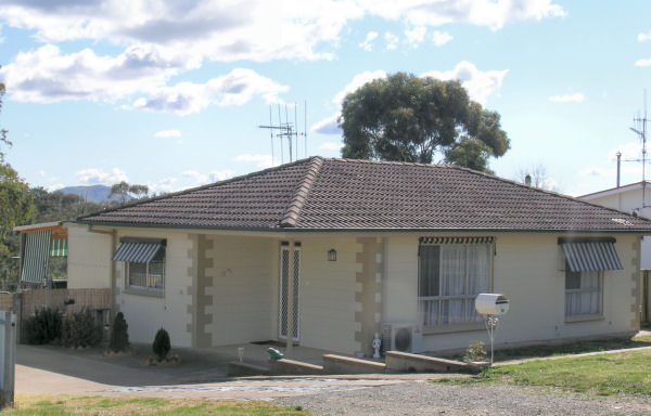 BEGIN
HERE! Picture 1