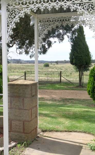 OUTSTANDING LIFESTYLE OPPORTUNITY!!! Picture 3