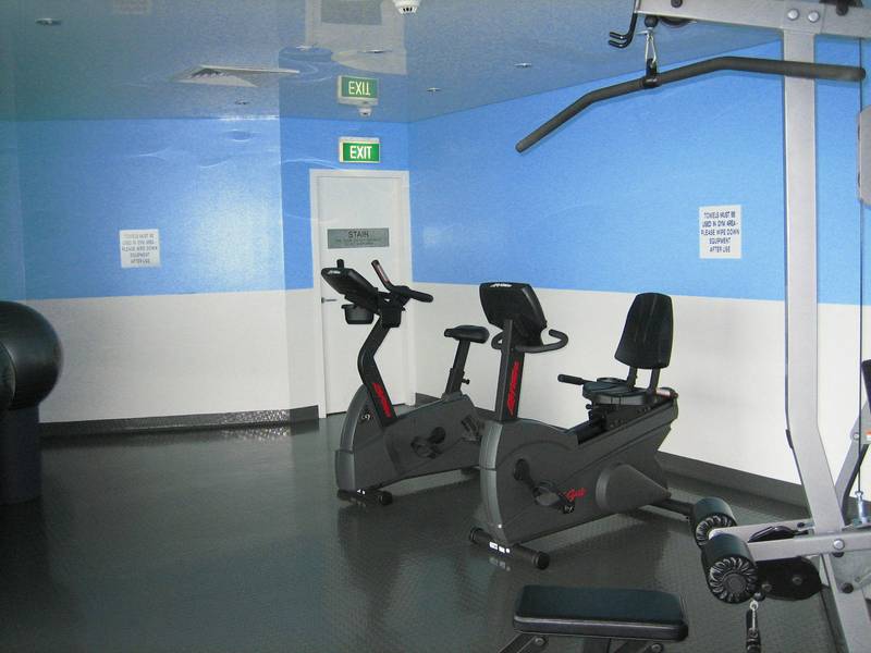 East facing with great outlook Picture 3