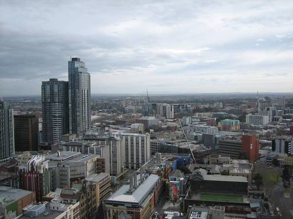 RENT OUT OR LIVE IN. Picture