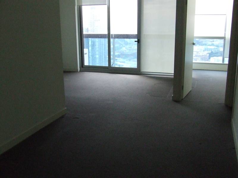 FURNISHED 2 BEDROOM APARTMENT
Available 10th March 2009..... Picture