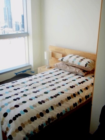 Fully Furnished 2 Bedroom Executive Residence Picture 2