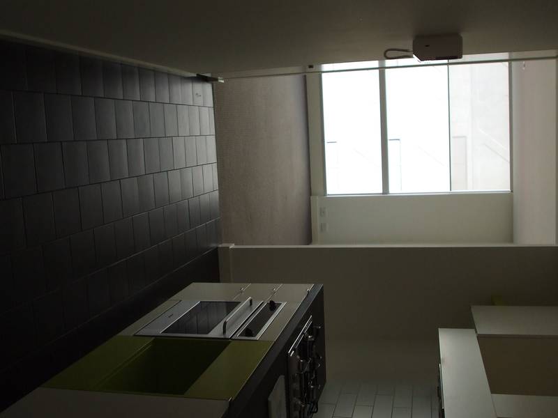 SPOTLESS & SPACIOUS APARTMENT.... Picture 1