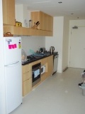 FULLY FURNISHED QV APARTMENT - Available 3rd August 2009 Picture 2