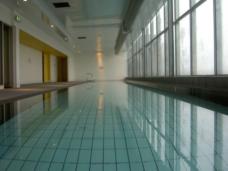 SPECTACULAR VIEWS FROM LEVEL 44 - available 11/1/2010 Picture 2