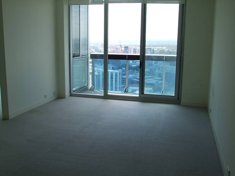 QV APARTMENT - AVAILABLE 17/8/09 - Call now - will not last long Picture 1