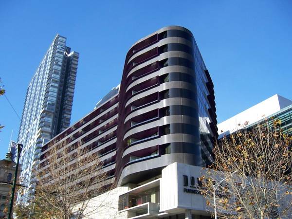 Furnished QV2 APARTMENT WITH VIEWS OVER THE LIBRARY Picture 1