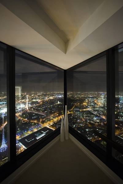 Live the high life! Picture 2