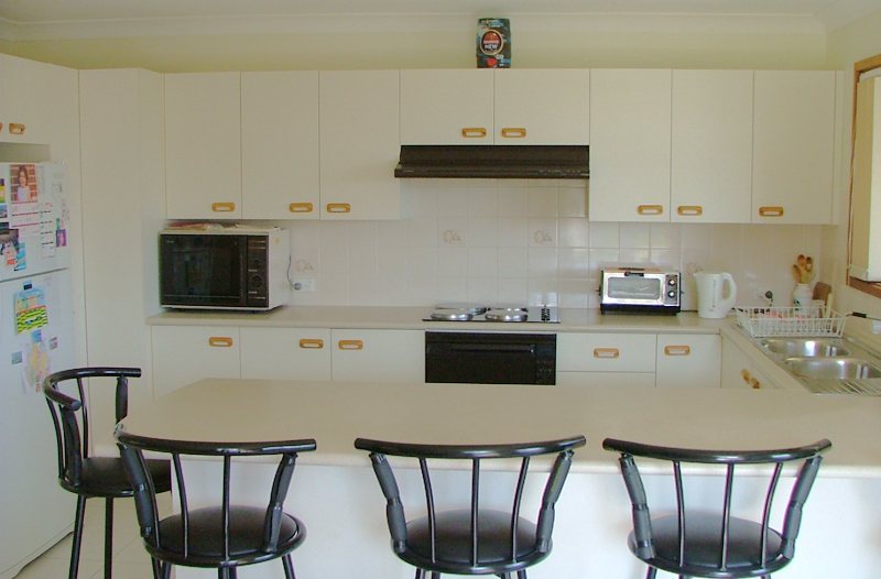 FAMILY HOLIDAYS Picture 3