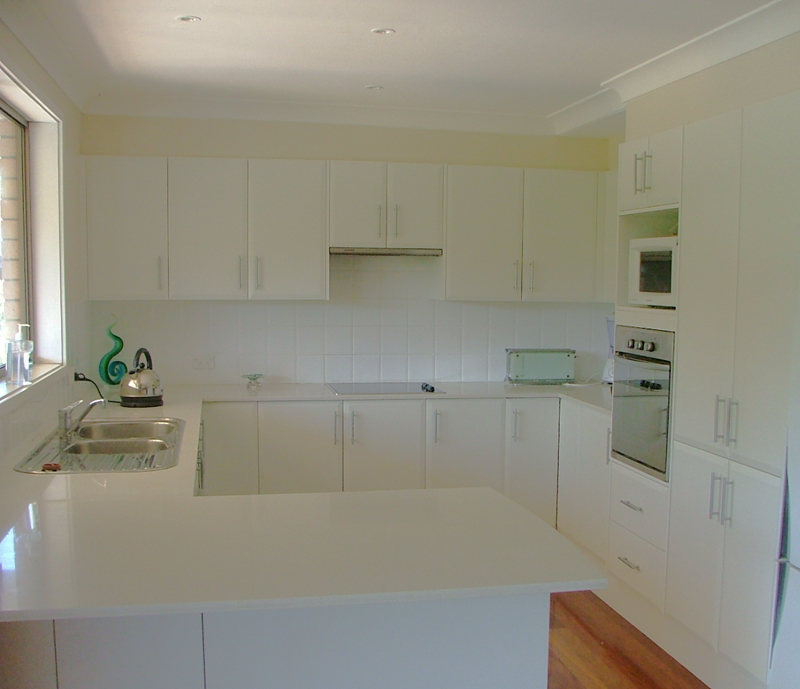 FAMILY LIVING Picture 2