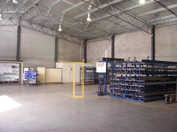 Light Industrial/Storage/Bulky Goods Picture 3