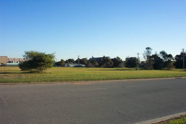 Large Vacant Industrial Site Picture 1