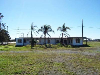 Industrial Building & Yard Space Picture Industrial Building & Yard Space Picture