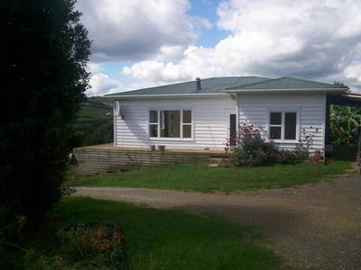 RURAL HOME FIVE MINUTES TO MANGONUI Picture