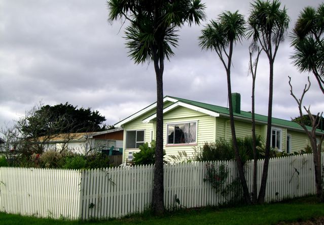 HOKIANGA HARBOUR RAWENE Picture 2