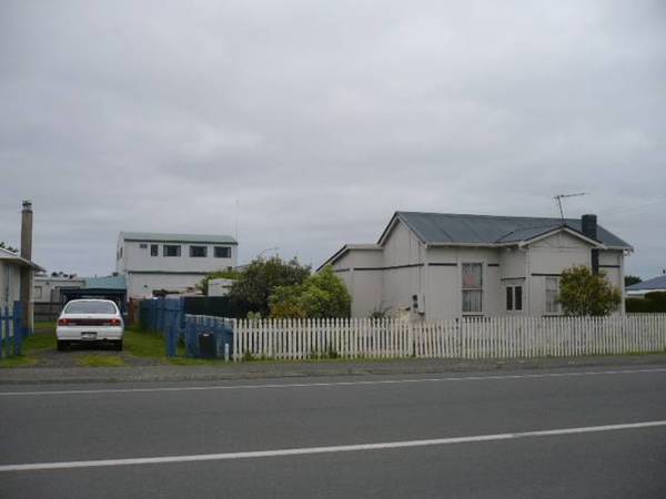 LOCATION IS THE KEY Picture 1