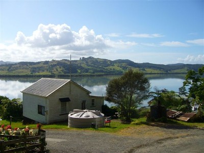 COASTAL COTTAGE Picture