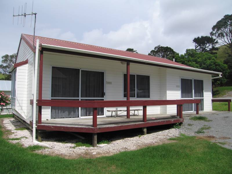 COUNTRY COTTAGE Picture 2