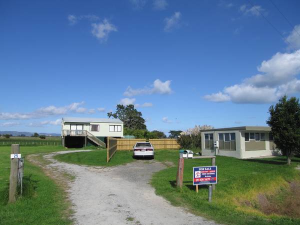 HOME AND INCOME Picture 2