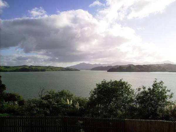 HOKIANGA HARBOUR - RAWENE Picture 1