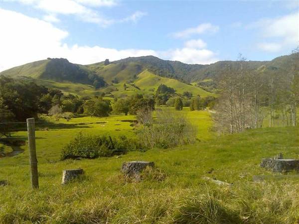 A SERENE SETTING Picture 1