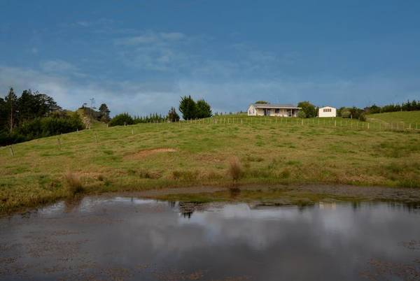 HOKIANGA HARBOUR - OUE Picture 2