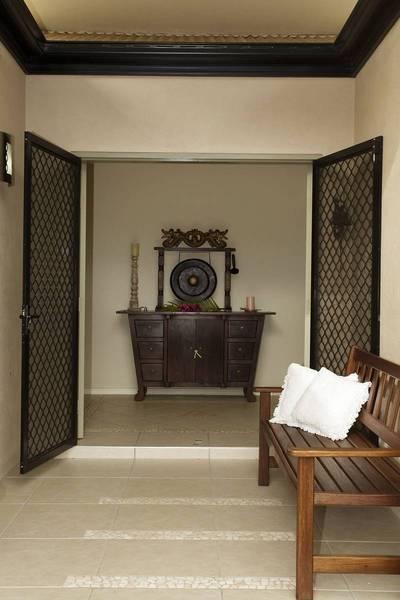 VIEWS....PRIVACY....SPACE....WOW!! Picture 2