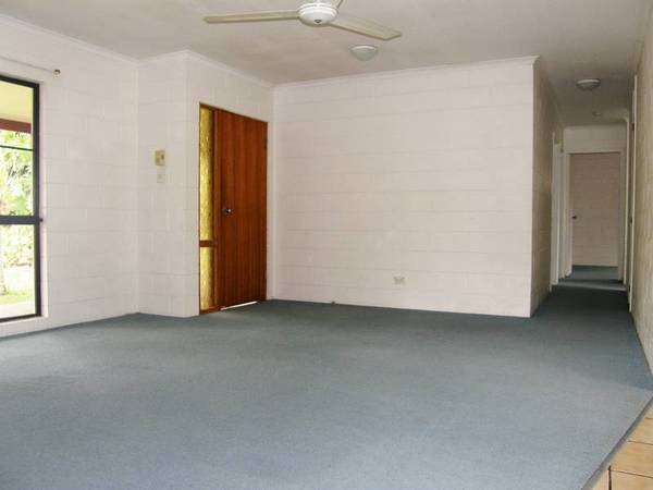 Further Price Reduction - Southern Owner Wants An Immediate Sale!!!!!!!!!!! Picture 1