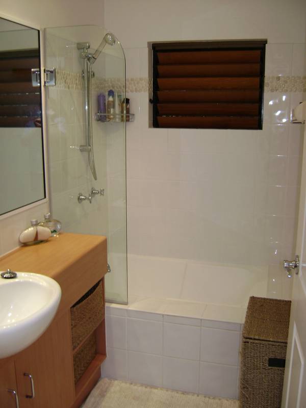 STYLISH,
CONTEMPORARY AND LOW MAINTENANCE - IDEAL FOR BUSY COUPLES Picture