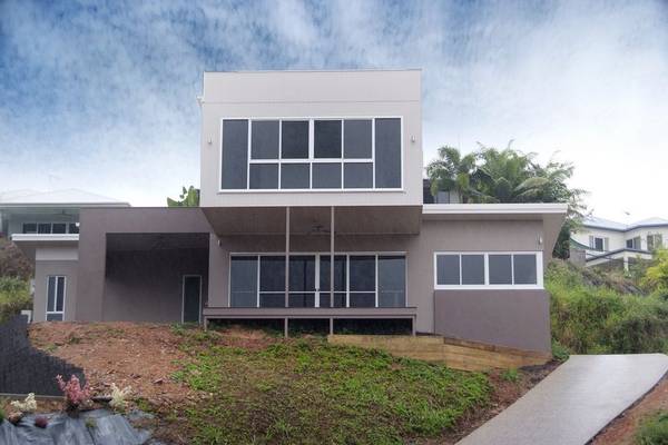 MAGNIFICENT BRAND NEW 2 STOREY STUNNER!!! Picture 1