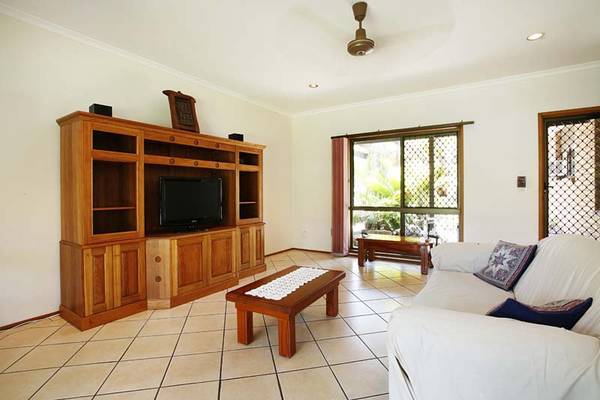 BIG BLOCK, WITH A SPOTLESS HOME IN BRINSMEAD Picture