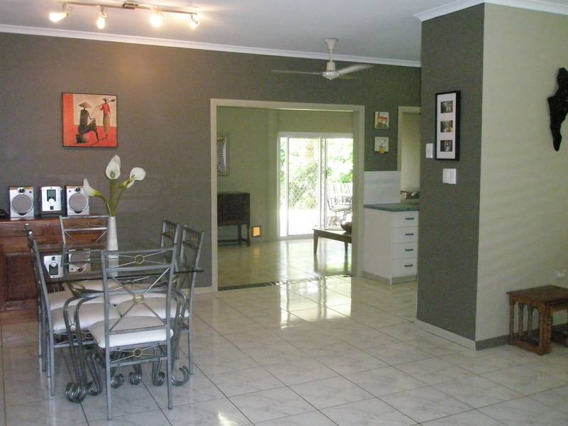 FIRST HOME WITH THE LOT! 3 BRM WITH AN OFFICE & POOL! Picture 2